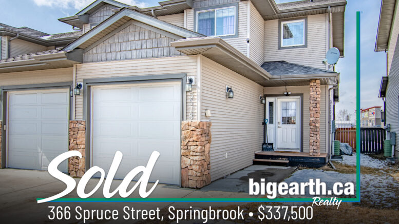 Townhome in Blackfalds sold